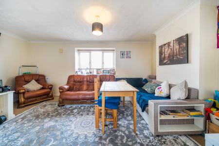 2 bedroom Maisonette for sale in Blackwood Crescent, Blue Bridge, Milton Keynes, MK13