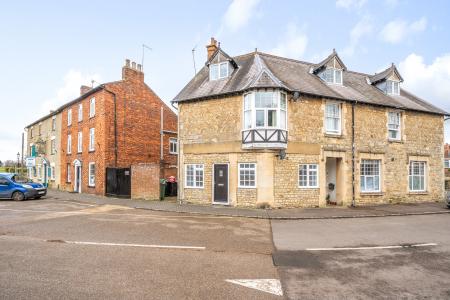 1 bedroom Flat for sale in South street, Castlethorpe, Milton Keynes, MK19