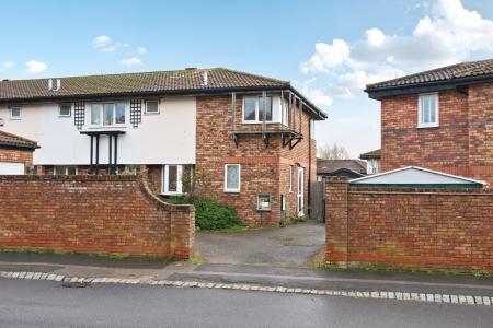 3 bedroom Semi-detached house for sale in Quinton Drive, Bradwell Village, Milton Keynes, MK13