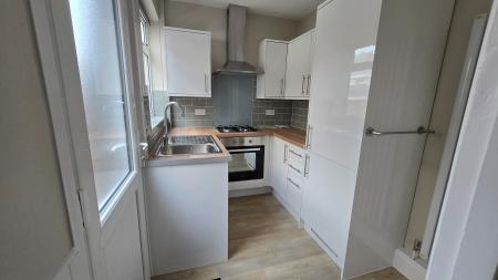 3 bedroom Detached house to let in Elstow Road, Bedford, MK42