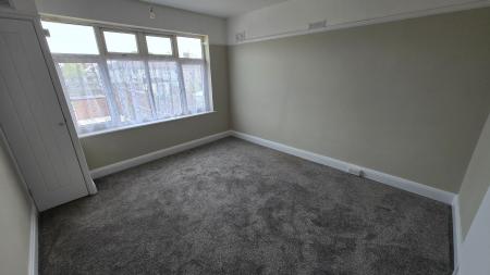 3 bedroom Detached house to let in Elstow Road, Bedford, MK42