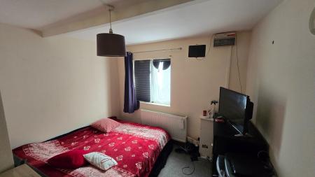 2 bedroom Flat to let in High Street, Wing, LU7