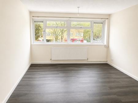 1 bedroom Flat to let in Conniburrow Boulevard, Conniburrow, Milton Keynes, MK14