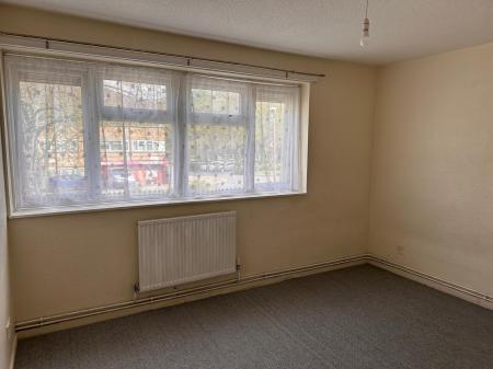 1 bedroom Flat to let in Conniburrow Boulevard, Conniburrow, Milton Keynes, MK14