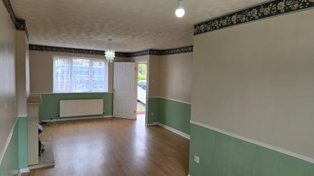 3 bedroom Semi-detached house to let in Westwood Close, Great Holm, Milton Keynes, MK8