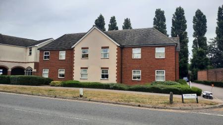 2 bedroom Flat to let in Newton Road, Bletchley, Milton Keynes, MK3