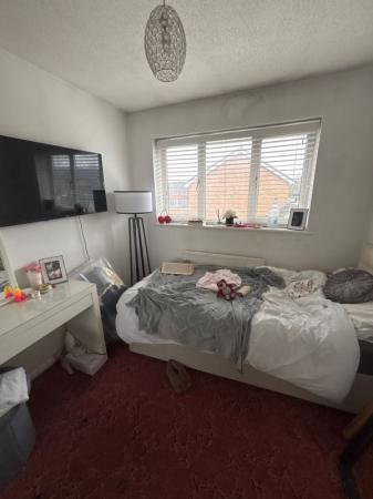 3 bedroom Terraced House to let in Petersham Close, Newport Pagnell, MK16
