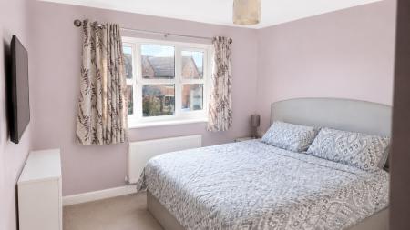 3 bedroom Detached house to let in Leonardslee, Westcroft, Milton Keynes, MK4