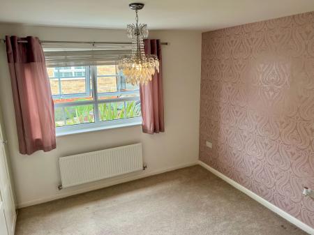 1 bedroom Mews house to let in Lucius Lane, Fairfields, Milton Keynes, MK11