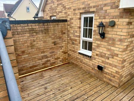 1 bedroom Mews house to let in Lucius Lane, Fairfields, Milton Keynes, MK11