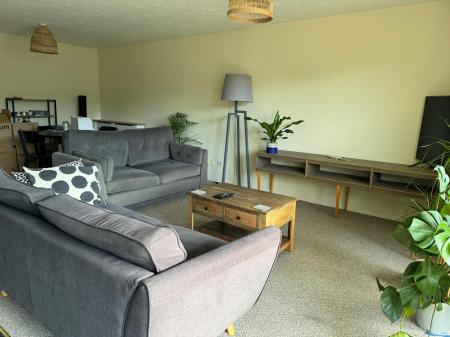 1 bedroom Flat to let in Boycott Avenue, Oldbrook, Milton Keynes, MK6