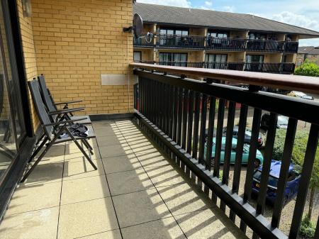 1 bedroom Flat to let in Boycott Avenue, Oldbrook, Milton Keynes, MK6