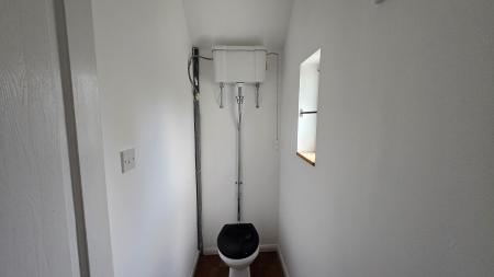 2 bedroom Terraced House to let in Chicheley Street, Newport Pagnell, MK16