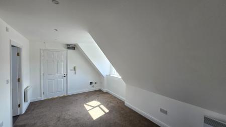 1 bedroom Flat to let in Wooton Court, New Bradwell, Milton Keynes, MK13