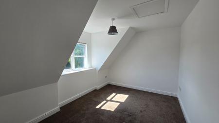 1 bedroom Flat to let in Wooton Court, New Bradwell, Milton Keynes, MK13