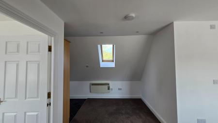 1 bedroom Flat to let in Wooton Court, New Bradwell, Milton Keynes, MK13