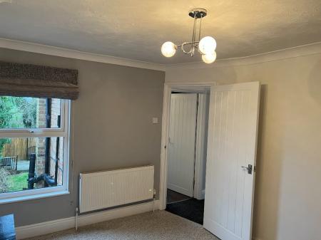 2 bedroom Semi-detached house to let in High Road, Cotton End, Bedford, MK45