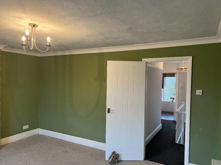 2 bedroom Semi-detached house to let in High Road, Cotton End, Bedford, MK45