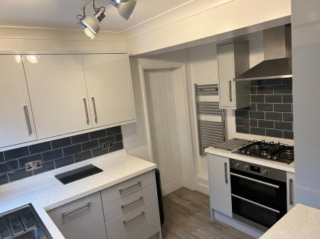 2 bedroom Semi-detached house to let in High Road, Cotton End, Bedford, MK45