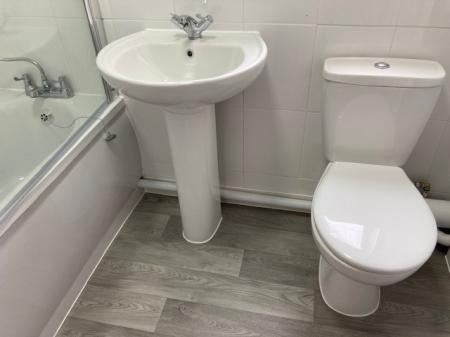 3 bedroom Semi-detached house to let in Orne Gardens, Bolbeck Park, Milton Keynes, MK15