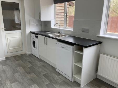 3 bedroom Semi-detached house to let in Orne Gardens, Bolbeck Park, Milton Keynes, MK15