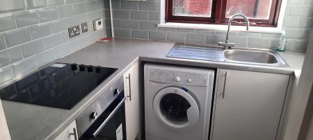 2 bedroom Terraced House to let in Hendrix Drive, Crownhill, Milton Keynes, MK8