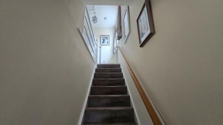 3 bedroom Semi-detached house to let in Bishopstone, Bradville, Milton Keynes, MK13