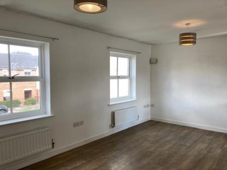 1 bedroom Coach House to let in Alder Court, Redhouse Park, Milton Keynes, MK14