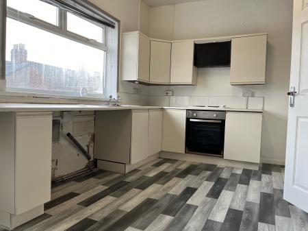 2 bedroom Terraced House to let in Warren Street, Sunderland, SR8