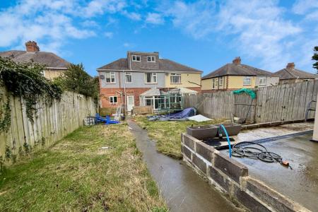 5 bedroom Semi-detached house for sale in Denton Road, Denton Burn, Newcastle upon Tyne, NE15