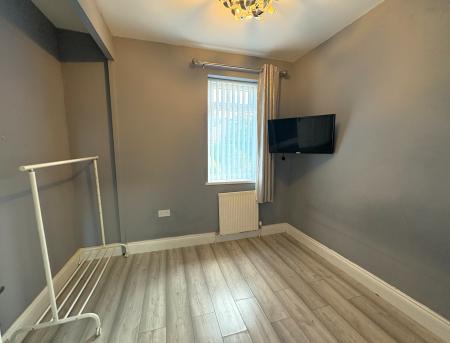 5 bedroom Semi-detached house for sale in Denton Road, Denton Burn, Newcastle upon Tyne, NE15