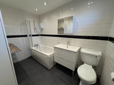 5 bedroom Semi-detached house for sale in Denton Road, Denton Burn, Newcastle upon Tyne, NE15