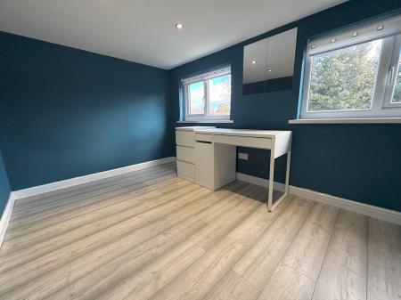 5 bedroom Semi-detached house for sale in Denton Road, Denton Burn, Newcastle upon Tyne, NE15