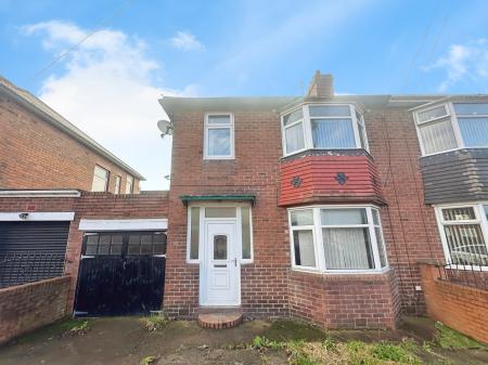 3 bedroom Semi-detached house for sale in Stamfordham Road, Fenham, Newcastle upon Tyne, NE5
