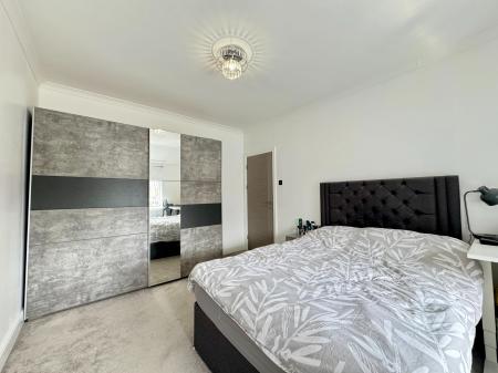 5 bedroom Semi-detached house for sale in Earls Drive, Newcastle upon Tyne, NE15