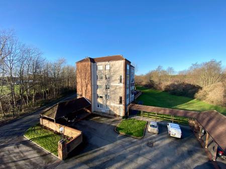 2 bedroom Flat for sale in St. Johns Green, North Shields, North Shields, NE29