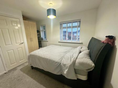 2 bedroom Semi-detached house for sale in Redewood Close, Slatyford, Newcastle upon Tyne, NE5