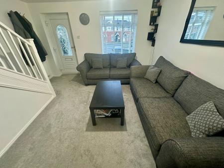 2 bedroom Semi-detached house for sale in Redewood Close, Slatyford, Newcastle upon Tyne, NE5