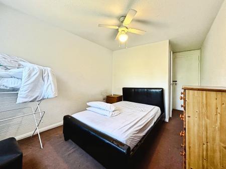 2 bedroom Flat for sale in St Anns Close, Newcastle upon Tyne, NE1