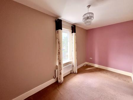 2 bedroom Semi-detached house for sale in Warrington Grove, North Shields, North Shields, NE29