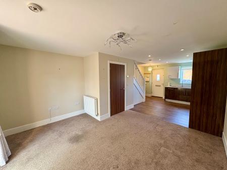 2 bedroom Semi-detached house for sale in Warrington Grove, North Shields, North Shields, NE29