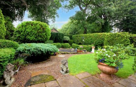 3 bedroom Semi-detached house for sale in Newcastle Road, East Boldon, NE36