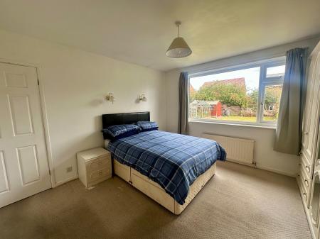 2 bedroom Semi-detached bungalow for sale in Chadderton Drive, Newcastle upon Tyne, NE5