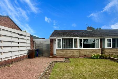 2 bedroom Semi-detached bungalow for sale in Chadderton Drive, Newcastle upon Tyne, NE5