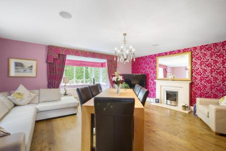 5 bedroom Detached house for sale in Edge Hill, Darras Hall, Ponteland, NE20