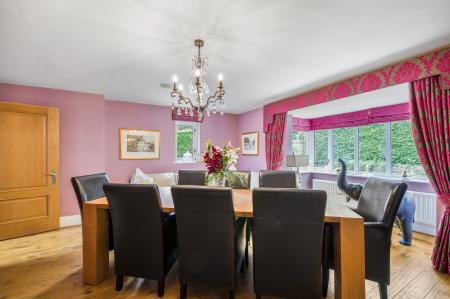 5 bedroom Detached house for sale in Edge Hill, Darras Hall, Ponteland, NE20