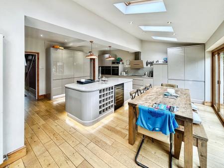 4 bedroom Semi-detached house for sale in The Drive, Benton, Newcastle upon Tyne, NE7