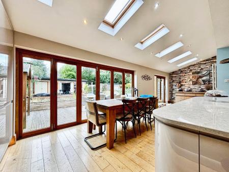 4 bedroom Semi-detached house for sale in The Drive, Benton, Newcastle upon Tyne, NE7