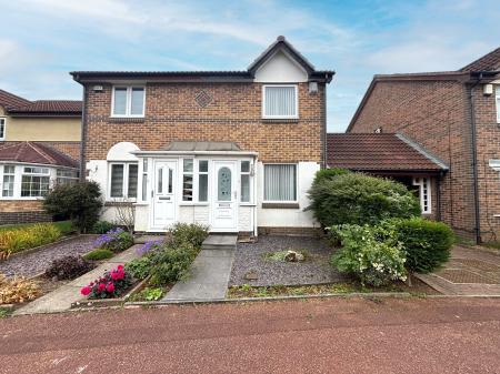 2 bedroom Semi-detached house for sale in Benwell Village Mews, Benwell Village, Newcastle upon Tyne, NE15