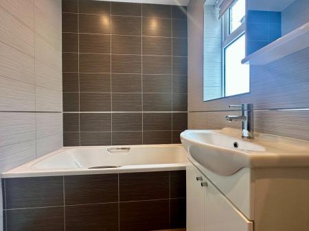 2 bedroom Semi-detached bungalow for sale in Priory Way, Whorlton Grange, Newcastle upon Tyne, NE5